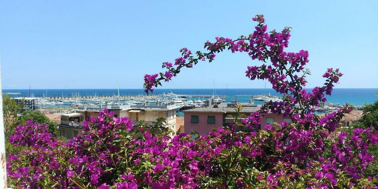 Holidayhouseimperia Apartment